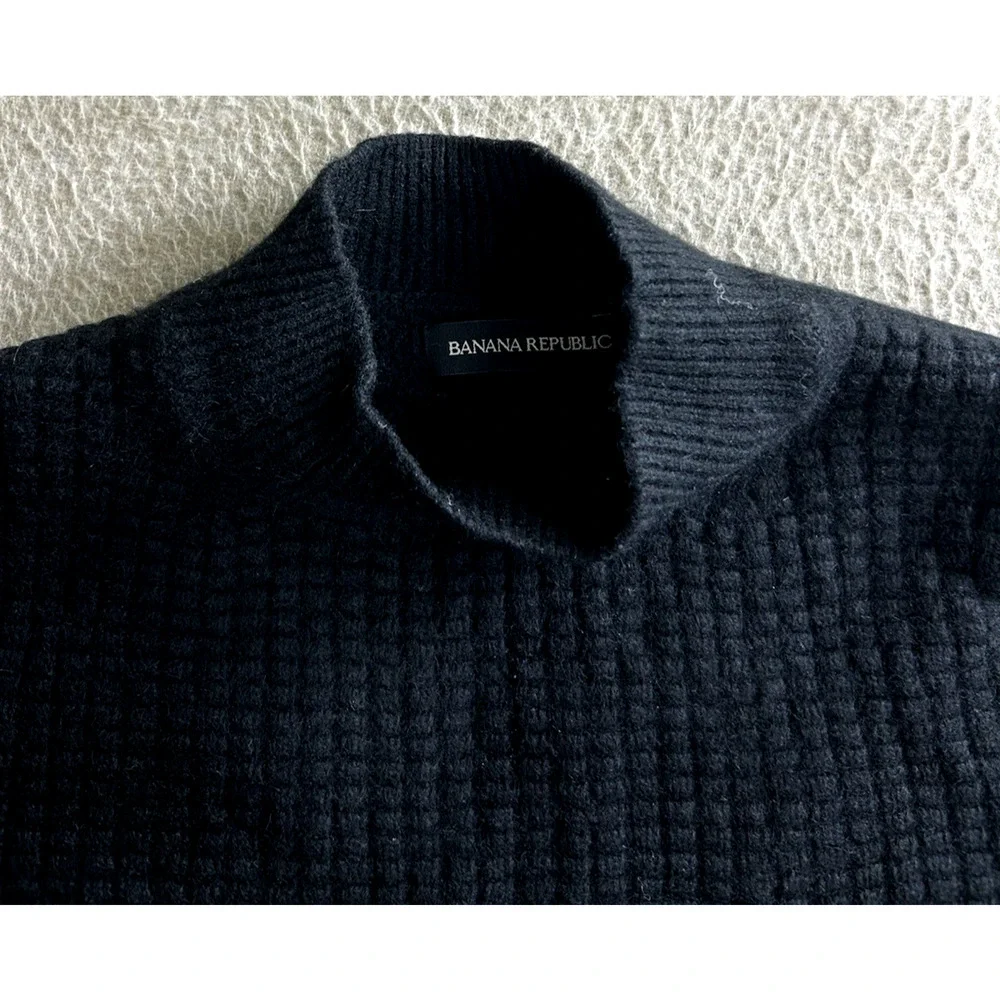 Women's Banana Republic Black Pullover Sweater Sz S Square Textured Cotton Blend